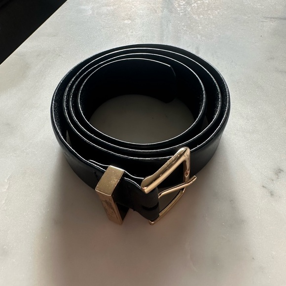 ANTHROPOLOGIE Basic Loop Belt Black Gold M - Picture 2 of 3